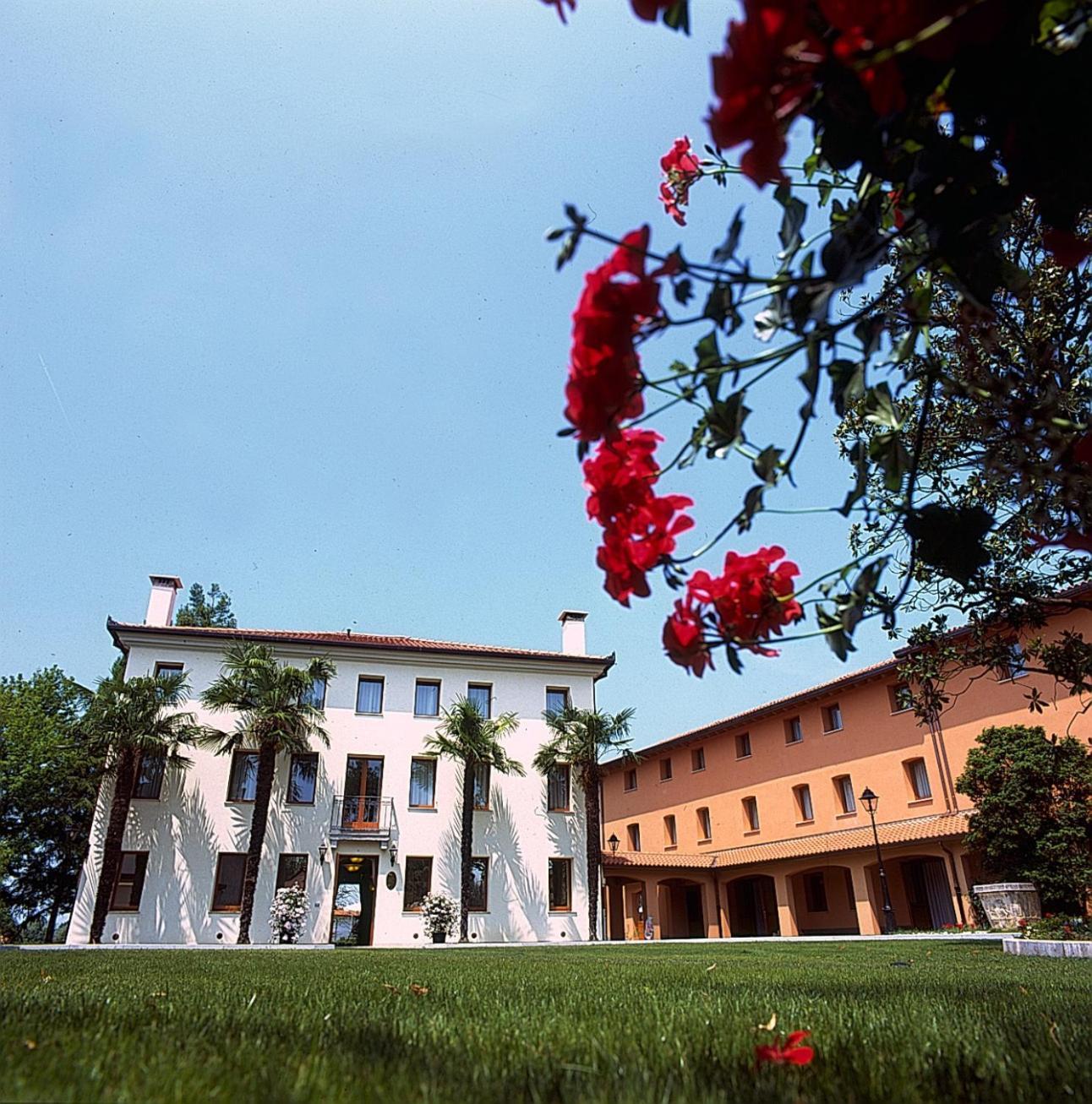 Hotel Dall'Ongaro Ghirano Ngoại thất bức ảnh