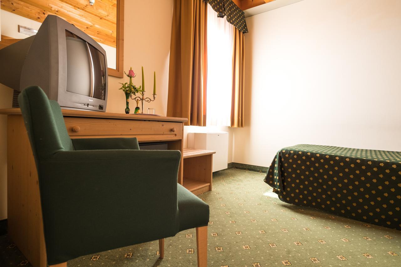 Hotel Dall'Ongaro Ghirano Ngoại thất bức ảnh