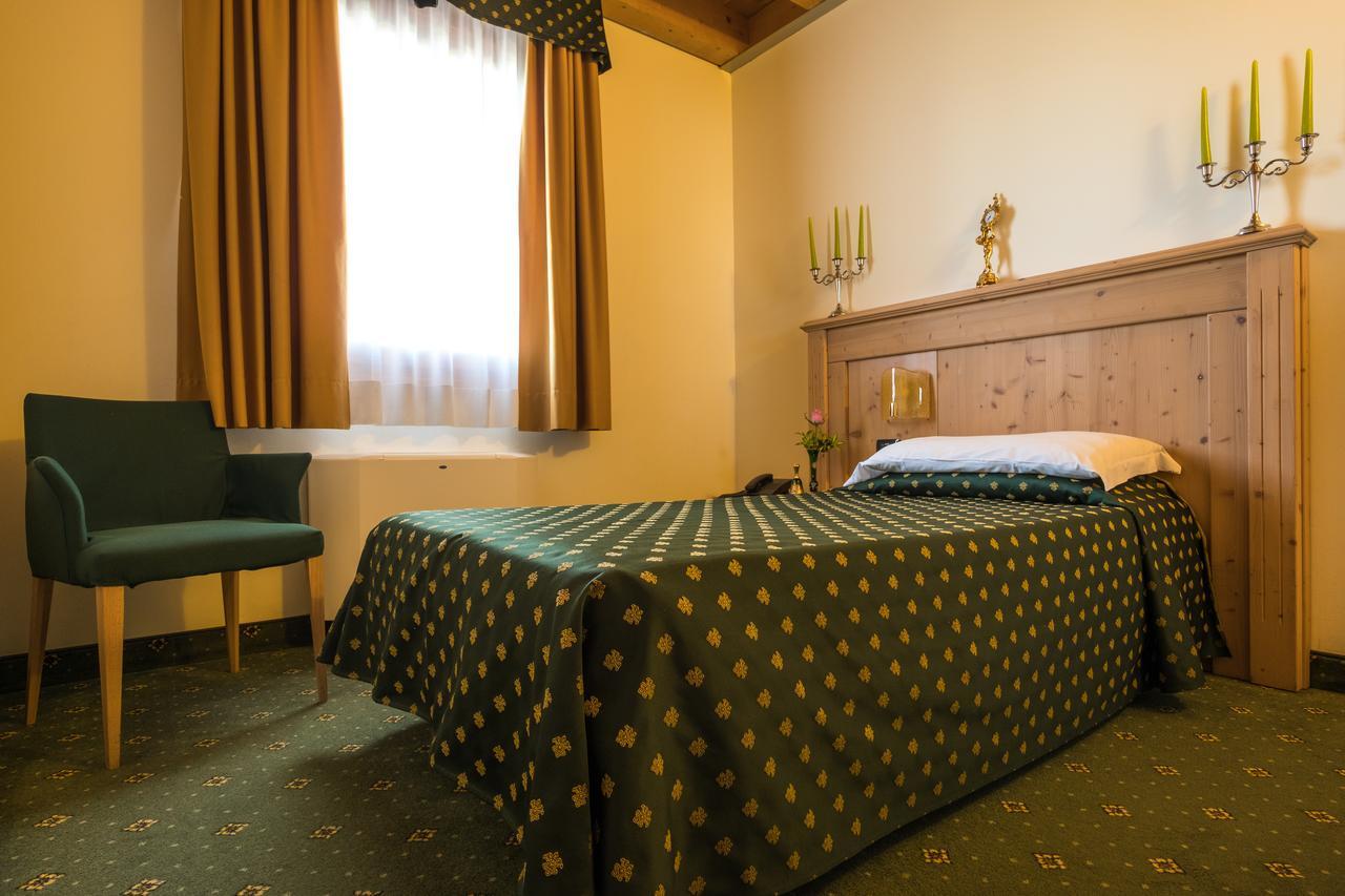 Hotel Dall'Ongaro Ghirano Ngoại thất bức ảnh
