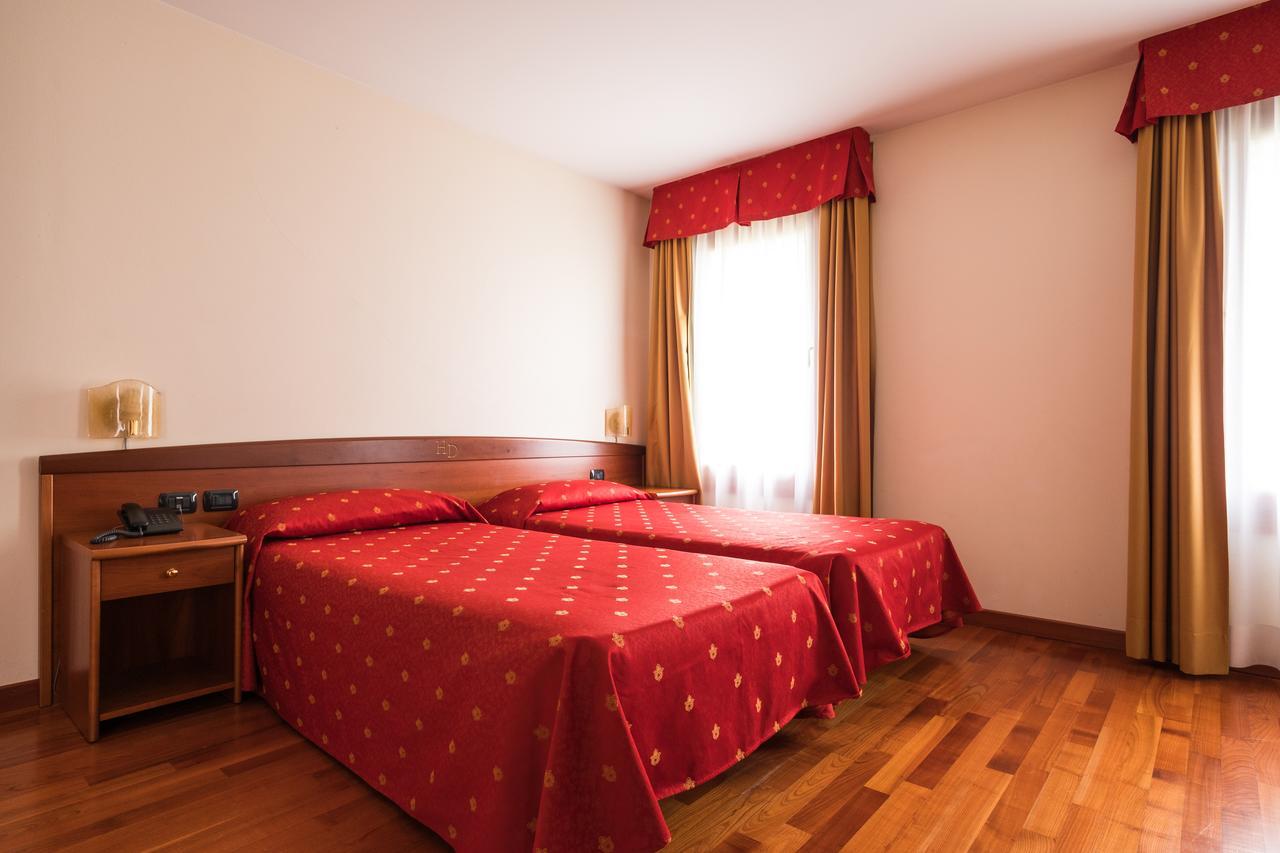 Hotel Dall'Ongaro Ghirano Ngoại thất bức ảnh